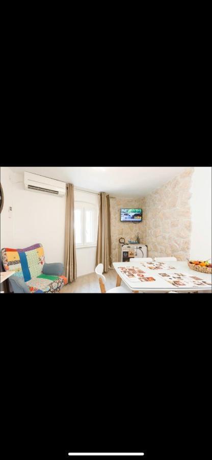 Apartment Vijoleta In City Centre Split Luaran gambar