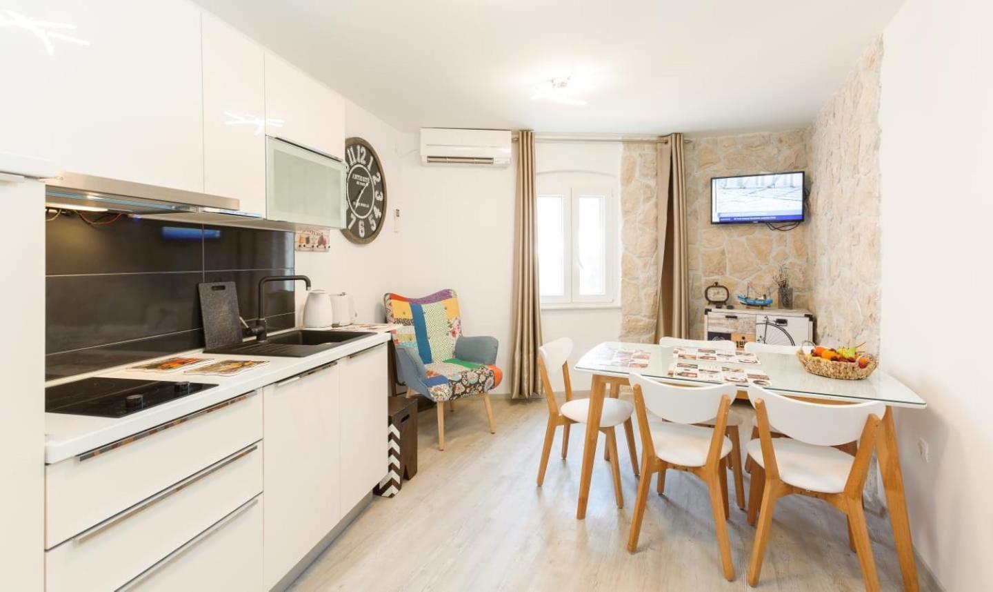 Apartment Vijoleta In City Centre Split Luaran gambar